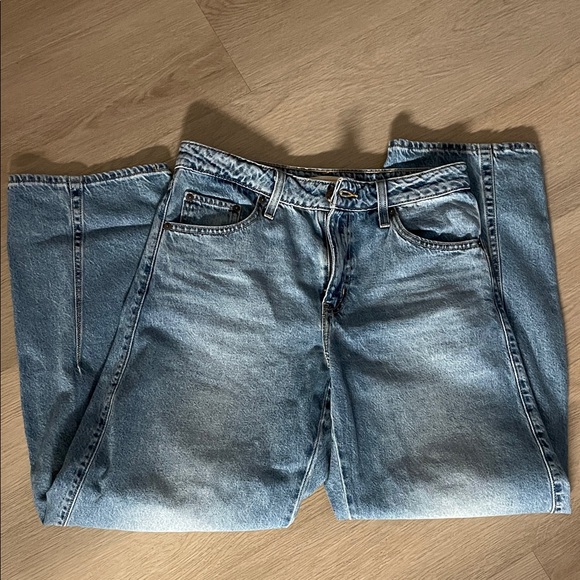 Levi’s baggy dad barrel - NWOT - Picture 3 of 5